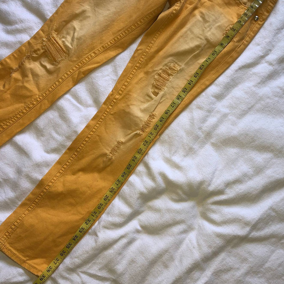 Antique Rivet Yellow Distressed Skinny Jeans- 9 (29) - Picture 6 of 9